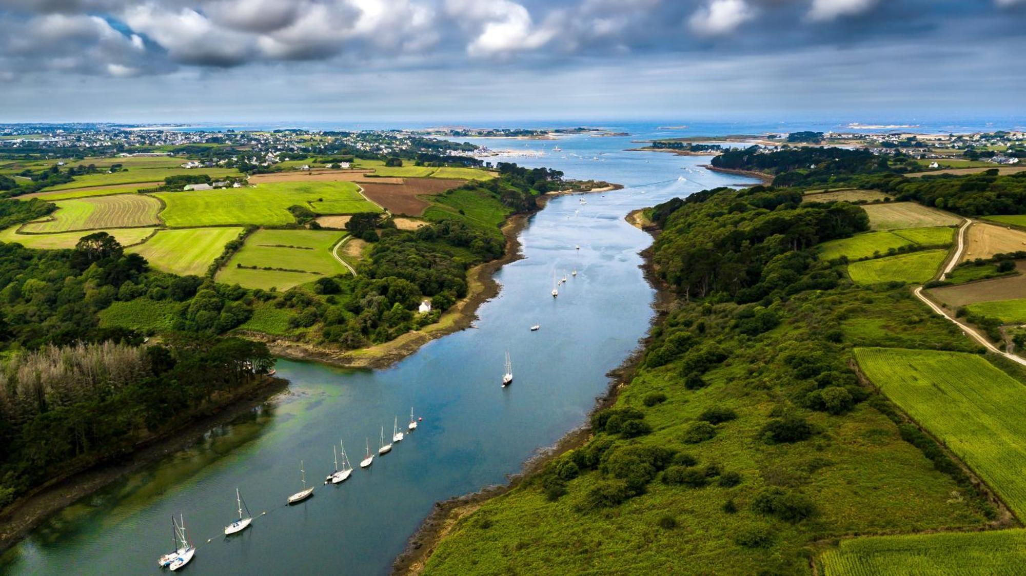 Gwel Ar Mor - Jolie Maison De Charme Renovee Proche Du Port Lanildut Buitenkant foto